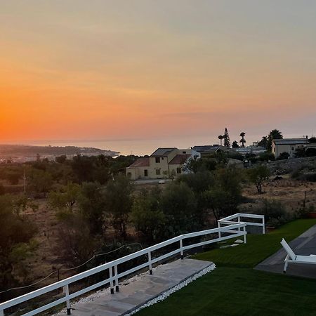 Rarihouse Villa Augusta Bagian luar foto